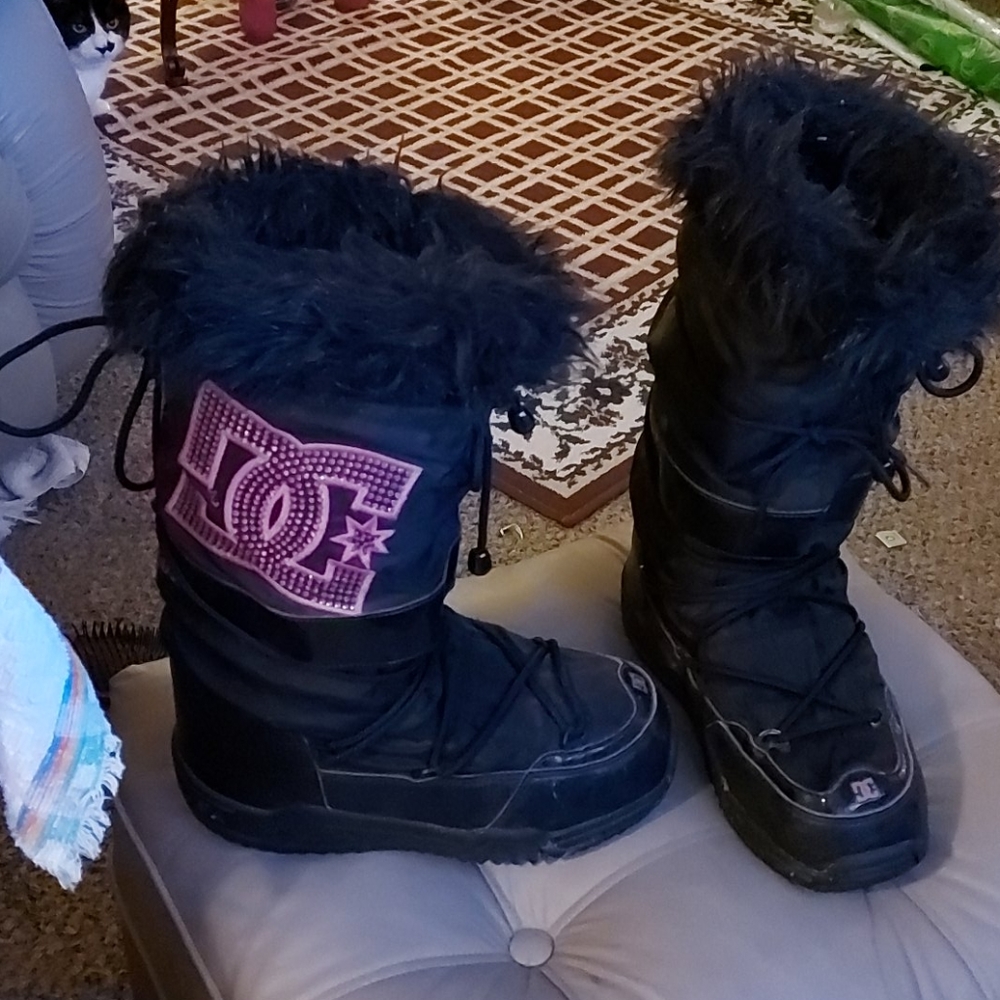 DC WINTER BOOTS